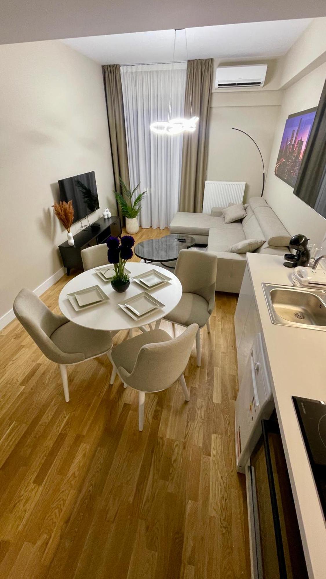 Diamond Of Skopje Luxury Apartment 18Th Floor Luaran gambar